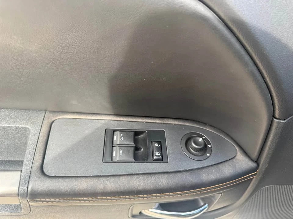 2014 Dodge Challenger 3rd Gen - Image 13 of 15