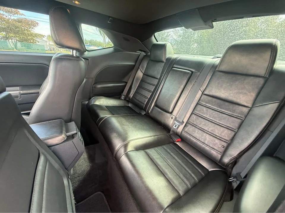 2014 Dodge Challenger 3rd Gen - Image 9 of 15