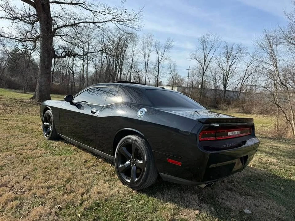 2014 Dodge Challenger 3rd Gen - Image 4 of 12