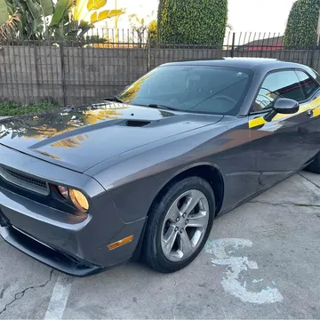 2014 Dodge Challenger SXT Plus