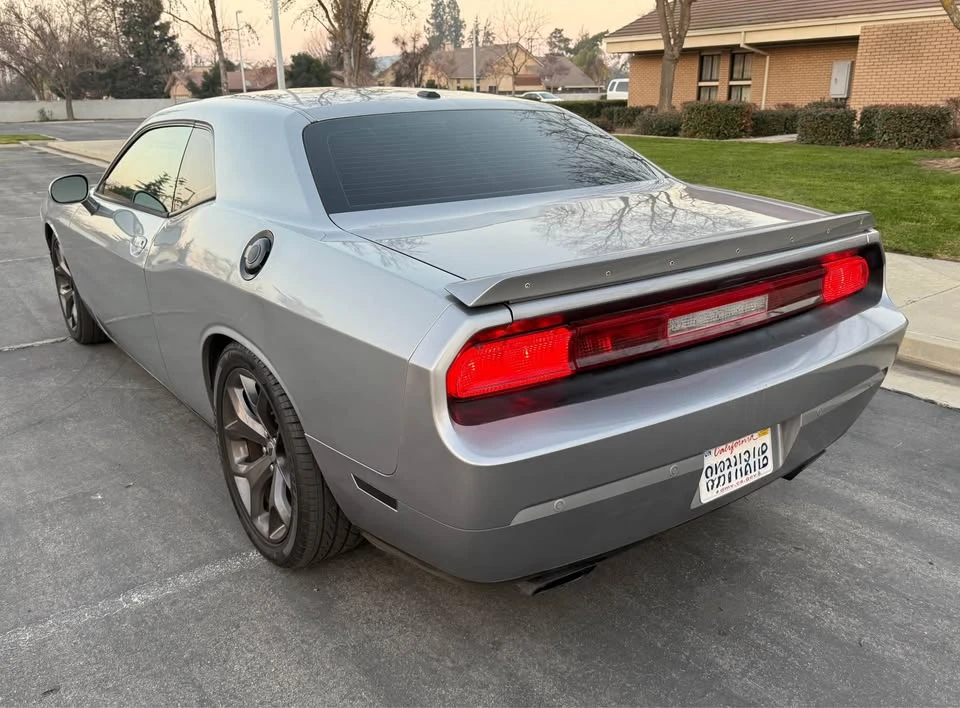 2014 Dodge Challenger 3rd Gen - Image 10 of 13