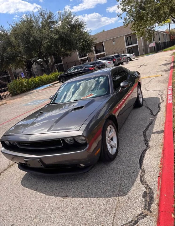 2014 Dodge Challenger 3rd Gen - Image 7 of 11