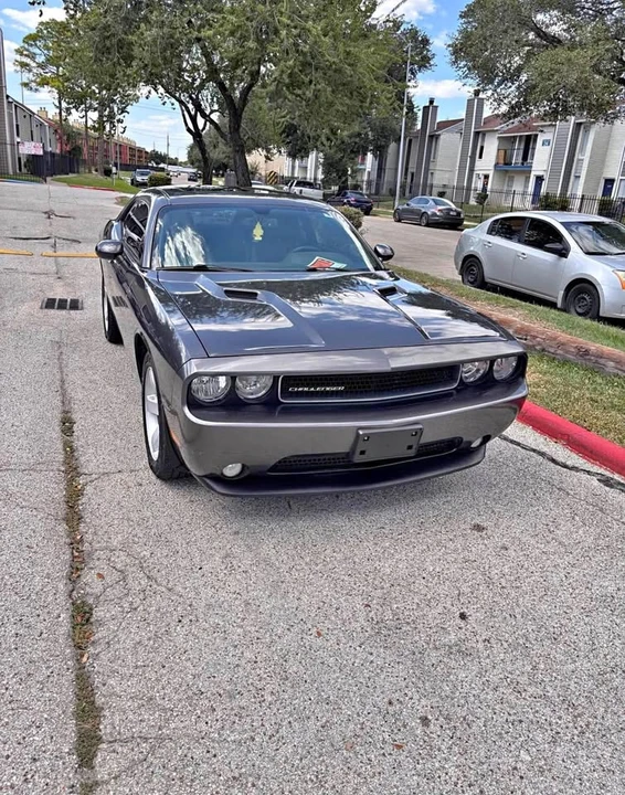 2014 Dodge Challenger 3rd Gen - Image 2 of 11