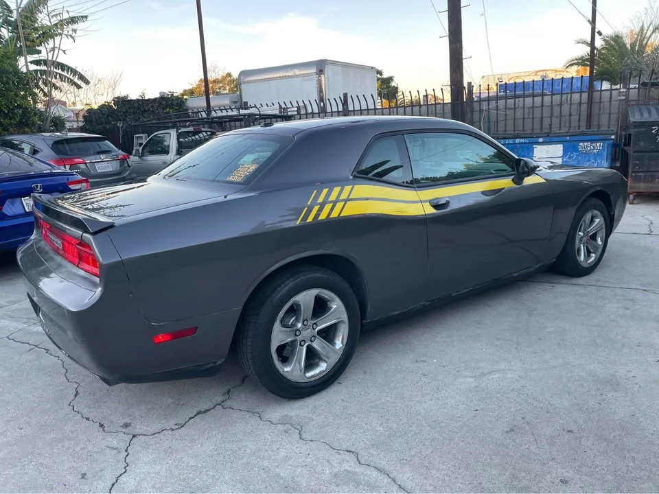 2014 Dodge Challenger 3rd Gen - Image 5 of 13
