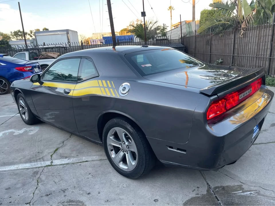2014 Dodge Challenger 3rd Gen - Image 7 of 12