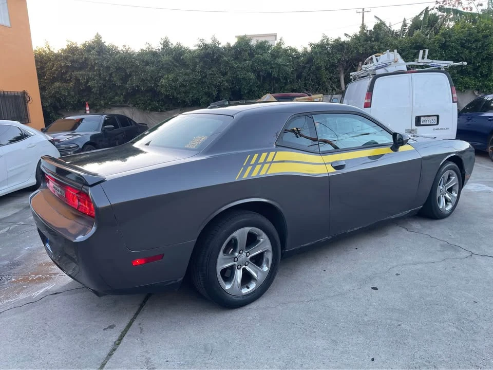 2014 Dodge Challenger 3rd Gen - Image 4 of 12