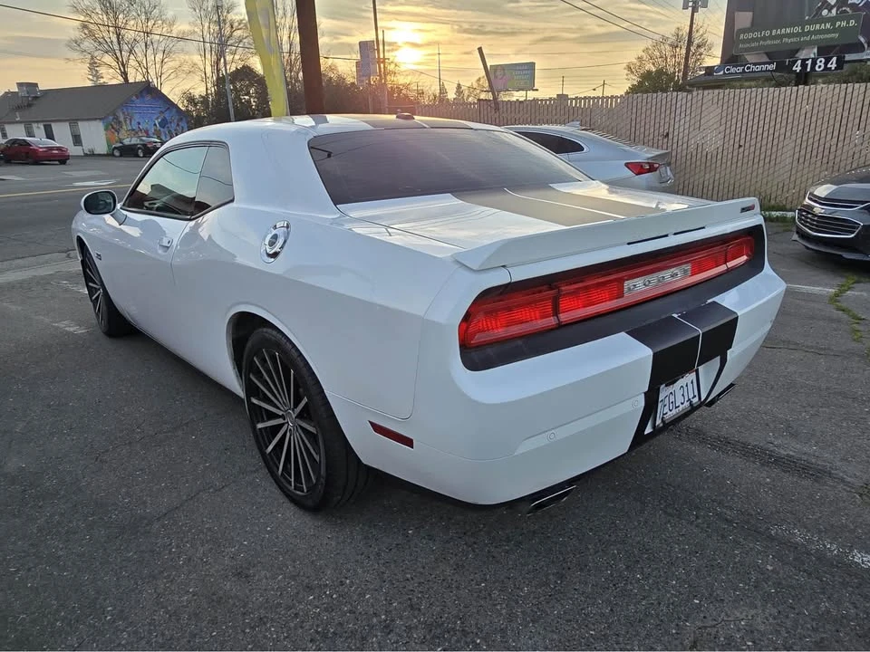 2014 Dodge Challenger SRT8 & 392 3rd Gen - Image 8 of 13