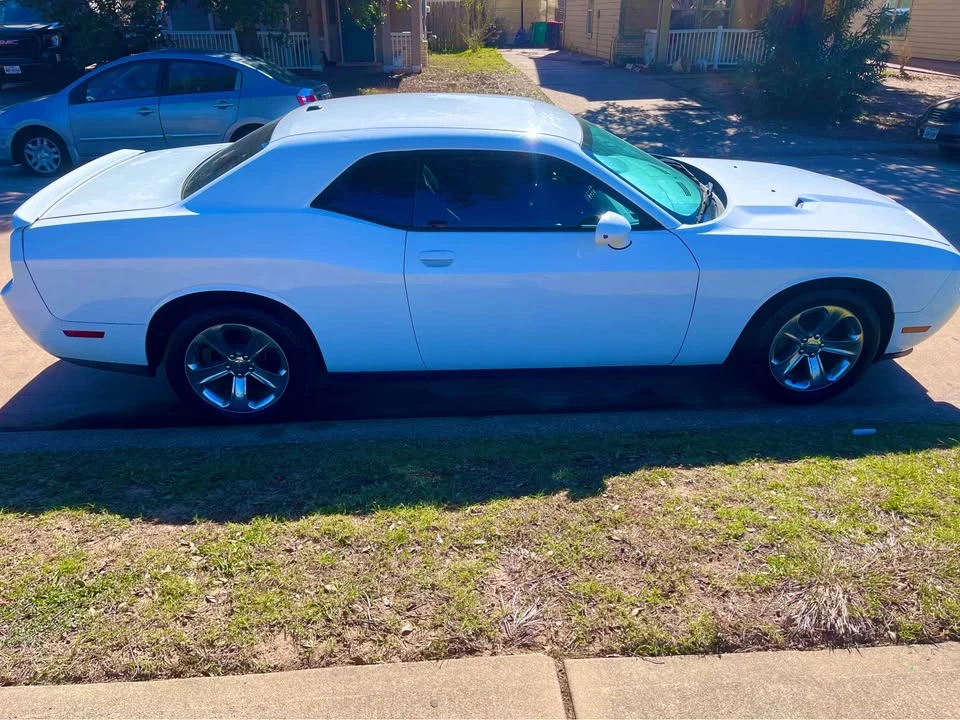 2014 Dodge Challenger 3rd Gen - Image 7 of 13
