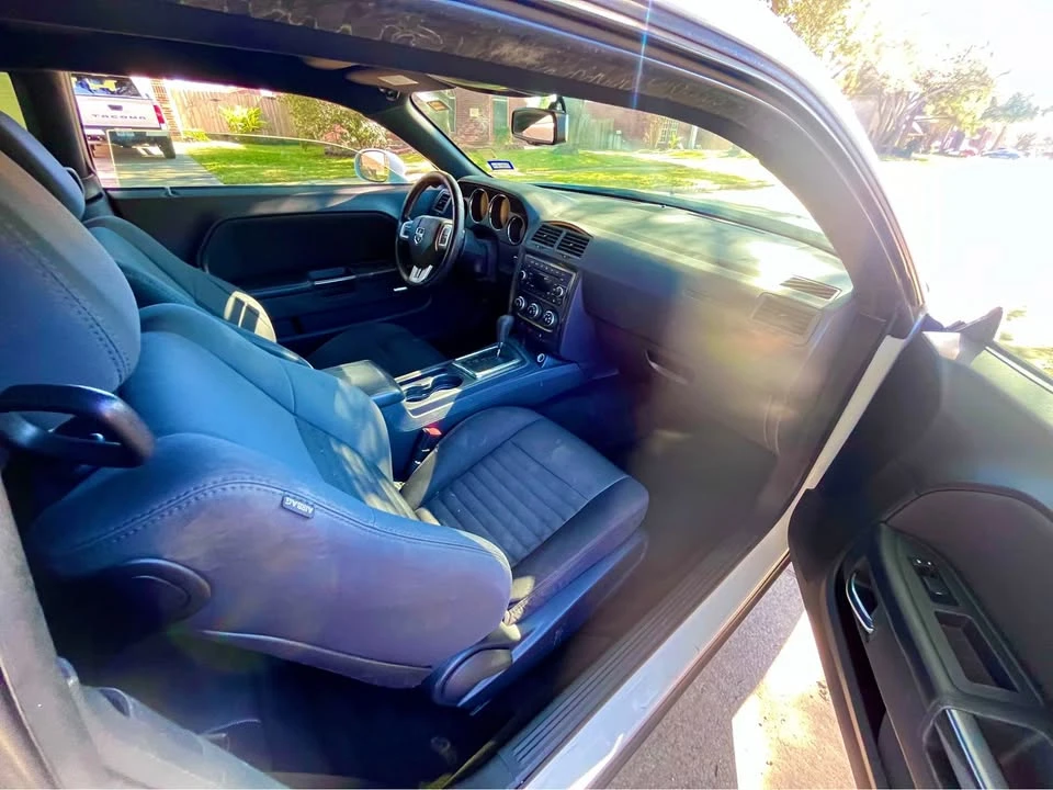 2014 Dodge Challenger 3rd Gen - Image 10 of 13