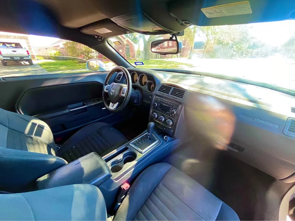 2014 Dodge Challenger 3rd Gen - Image 12 of 13