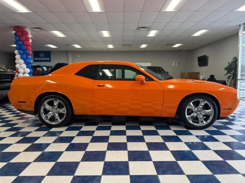 2014 Dodge Challenger 3rd Gen - Image 13 of 19