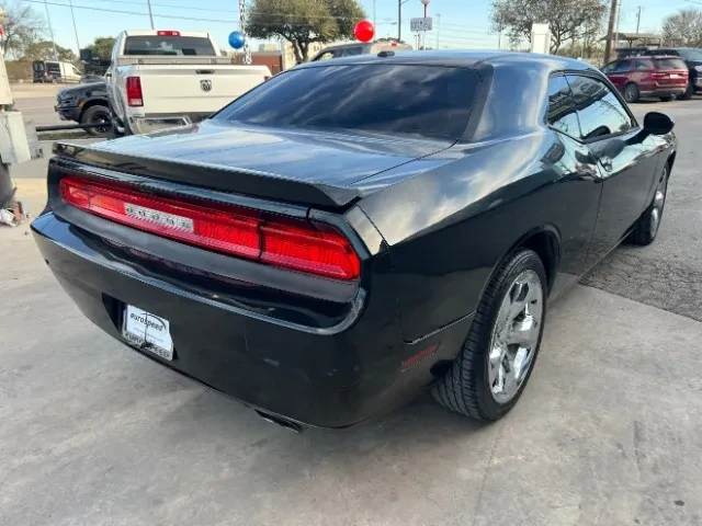 2014 Dodge Challenger 3rd Gen - Image 5 of 19