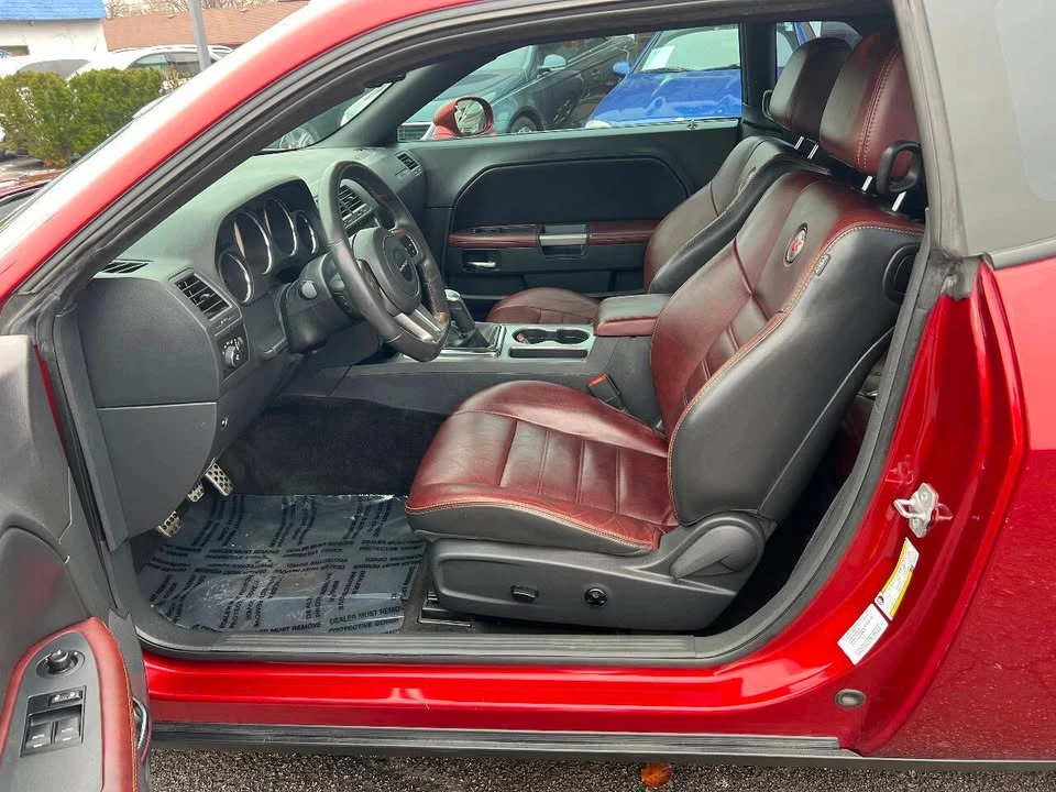 2014 Dodge Challenger 3rd Gen - Image 19 of 20