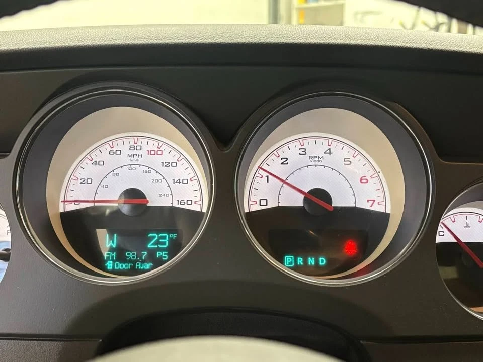 2014 Dodge Challenger 3rd Gen - Image 10 of 12