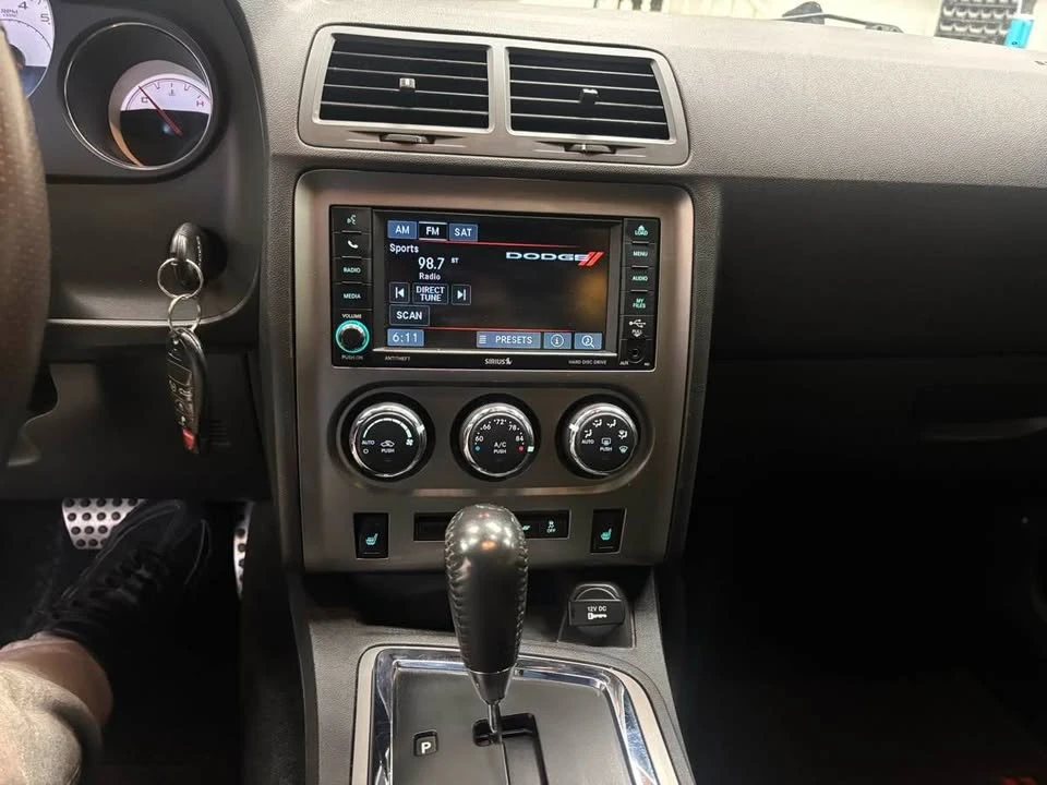 2014 Dodge Challenger 3rd Gen - Image 8 of 12