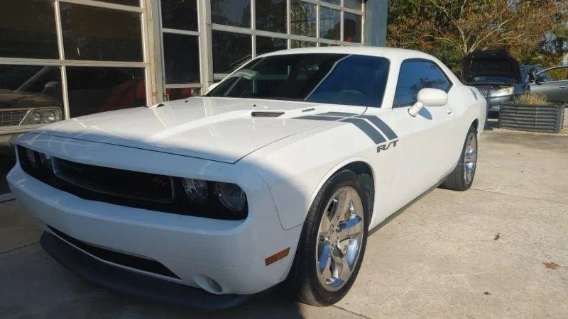 2014 Dodge Challenger 3rd Gen - Image 2 of 8