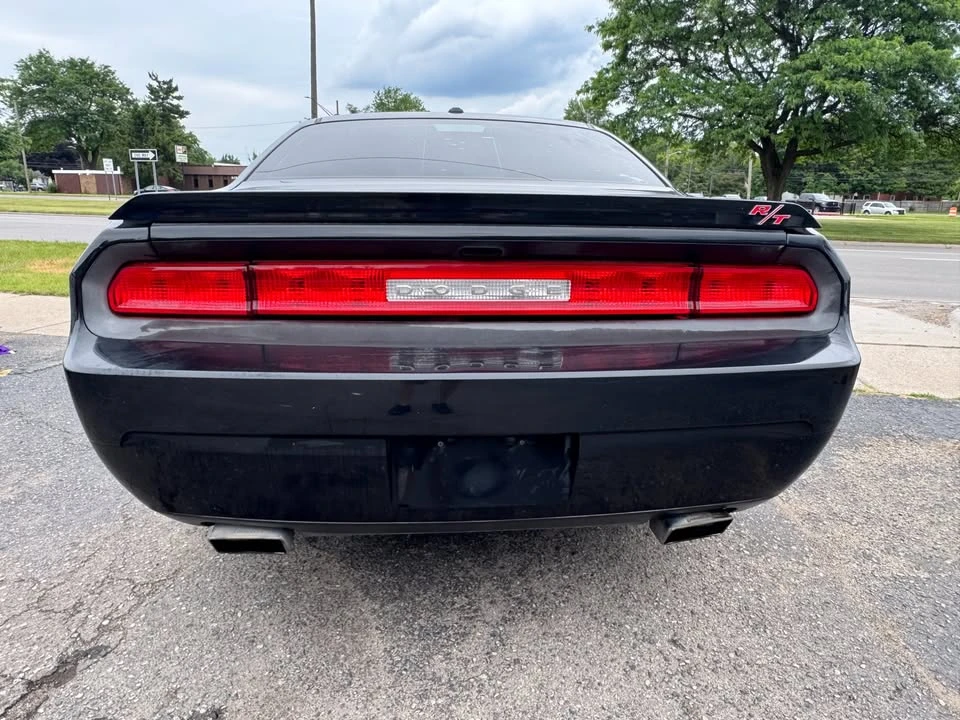 2014 Dodge Challenger 3rd Gen - Image 5 of 8