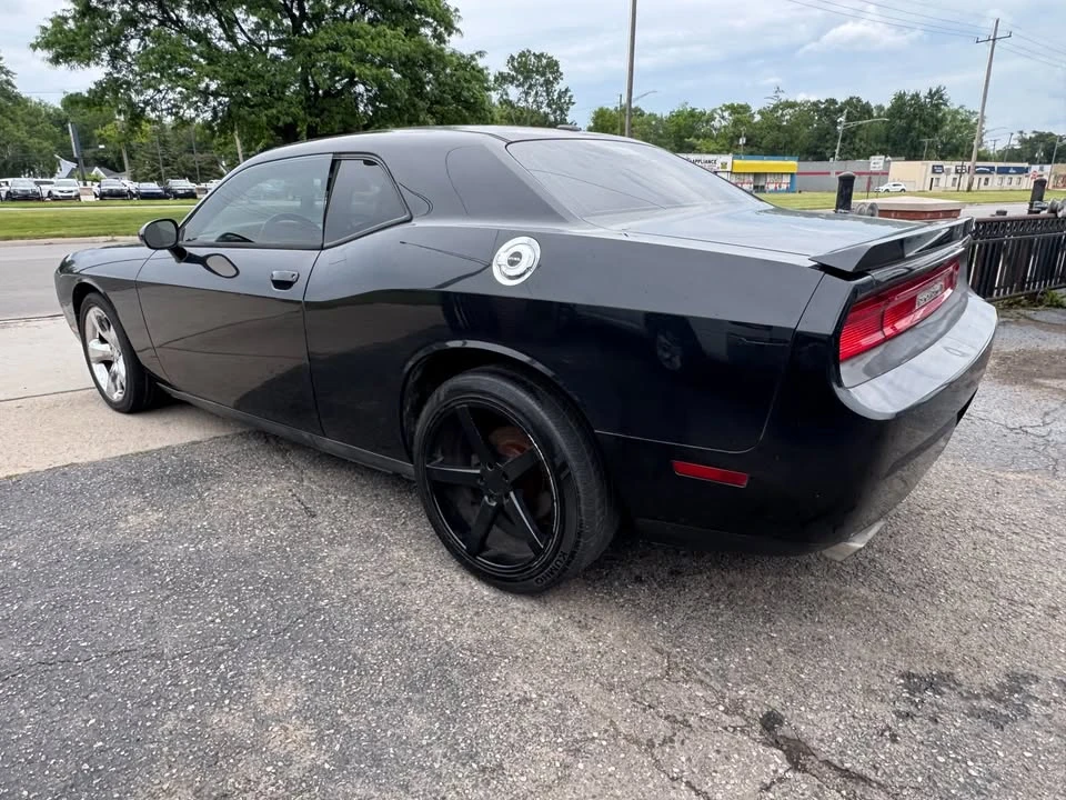 2014 Dodge Challenger 3rd Gen - Image 6 of 8