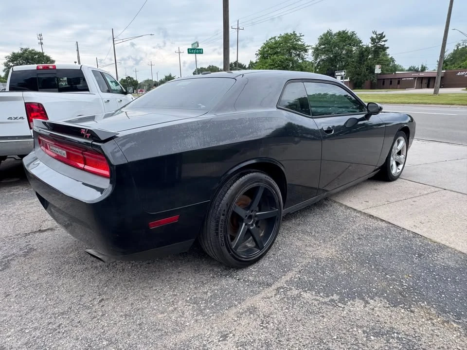 2014 Dodge Challenger 3rd Gen - Image 4 of 8