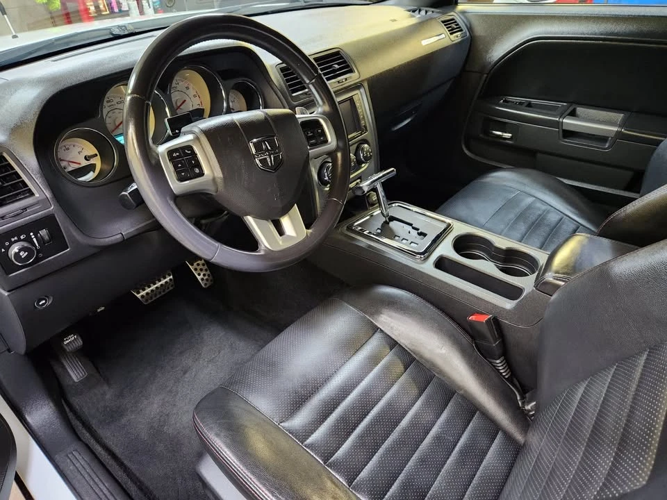 2014 Dodge Challenger 3rd Gen - Image 15 of 20