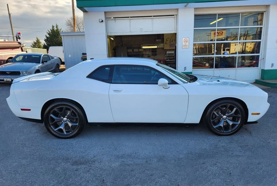 2014 Dodge Challenger 3rd Gen - Image 7 of 20