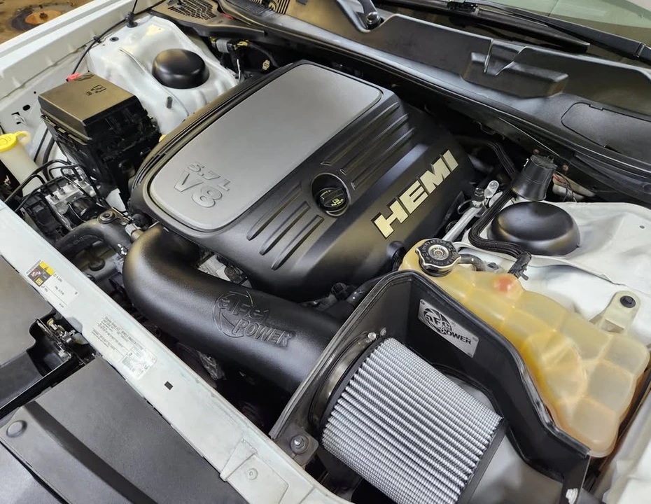 2014 Dodge Challenger 3rd Gen - Image 14 of 20