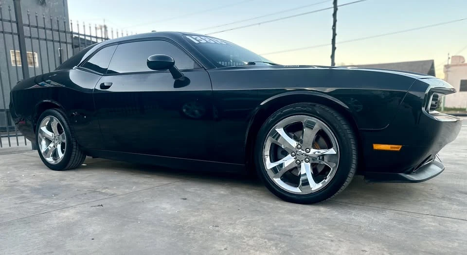 2014 Dodge Challenger 3rd Gen - Image 3 of 10