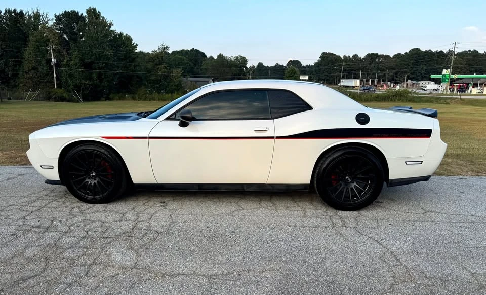 2014 Dodge Challenger 3rd Gen - Image 8 of 16