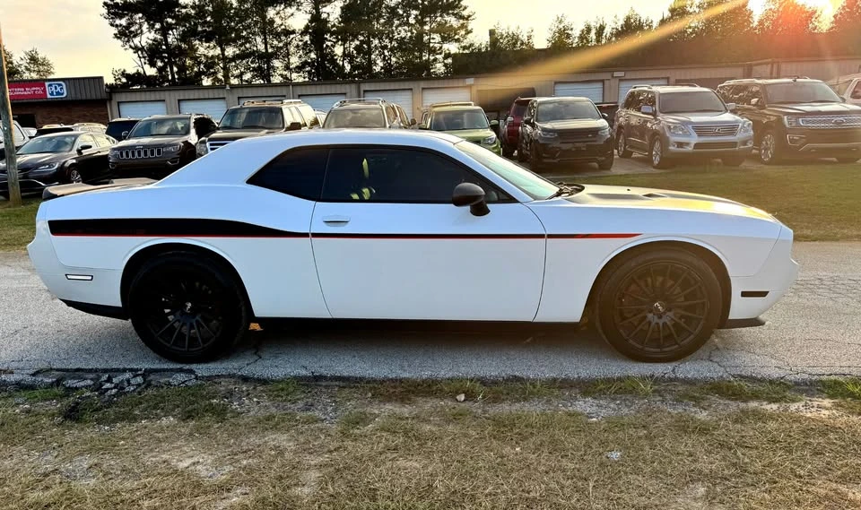 2014 Dodge Challenger 3rd Gen - Image 4 of 16