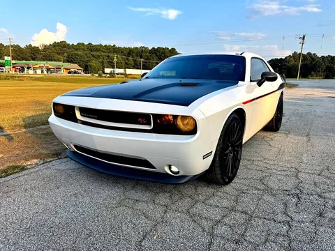 2014 Dodge Challenger R/T Plus