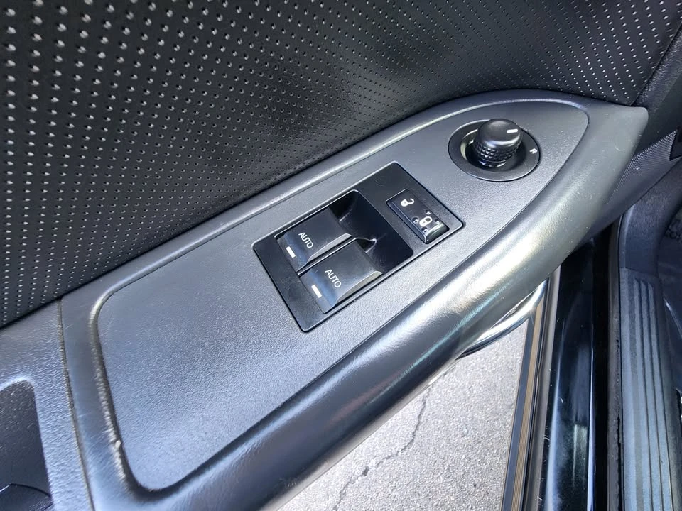 2014 Dodge Challenger 3rd Gen - Image 7 of 15