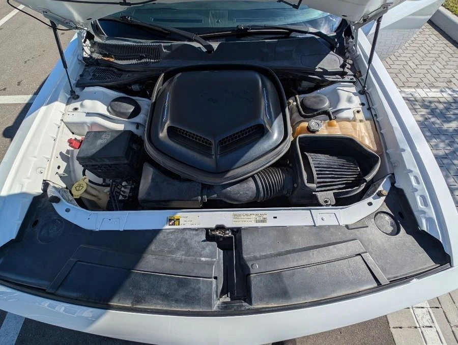 2014 Dodge Challenger 3rd Gen - Image 9 of 20