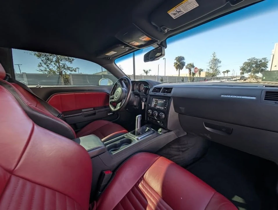 2014 Dodge Challenger 3rd Gen - Image 19 of 20