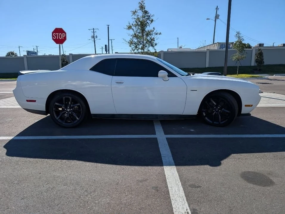2014 Dodge Challenger 3rd Gen - Image 5 of 20