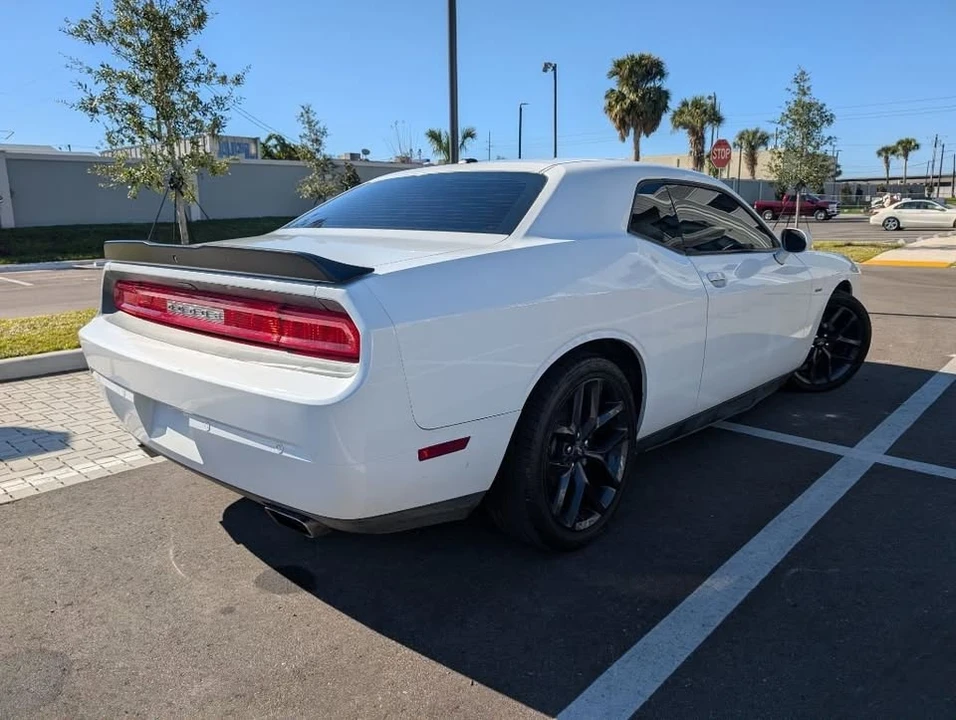 2014 Dodge Challenger 3rd Gen - Image 7 of 20