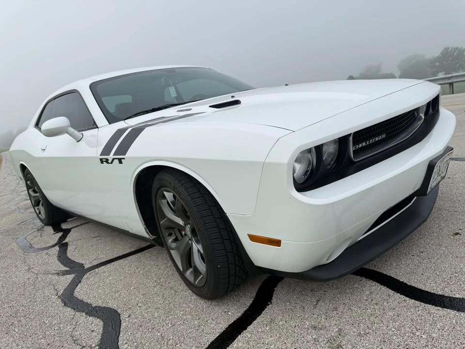 2014 Dodge Challenger 3rd Gen - Image 5 of 7