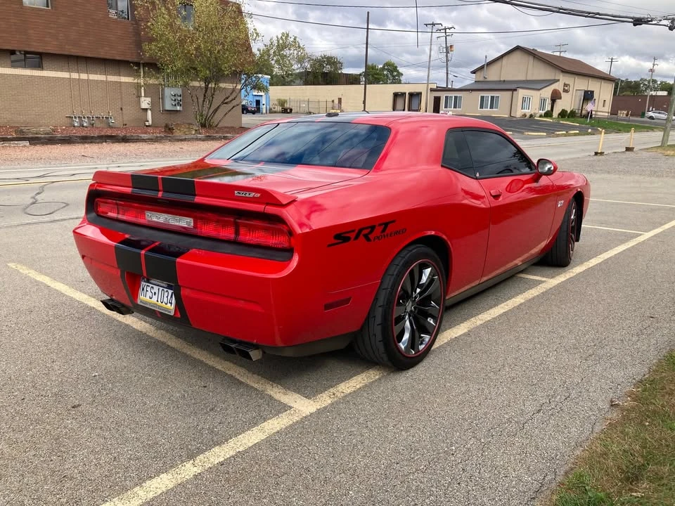 2014 Dodge Challenger SRT8 & 392 3rd Gen - Image 4 of 13