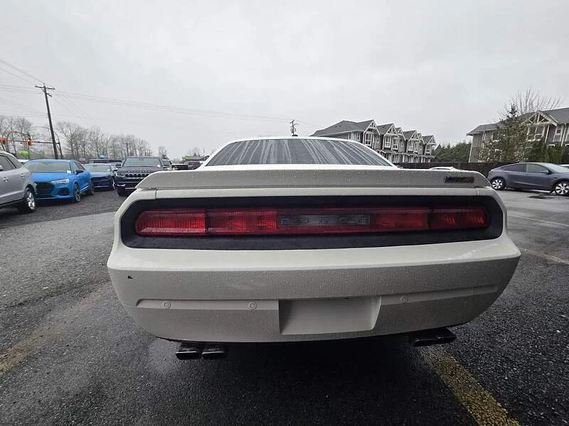 2014 Dodge Challenger SRT8 & 392 3rd Gen - Image 4 of 8