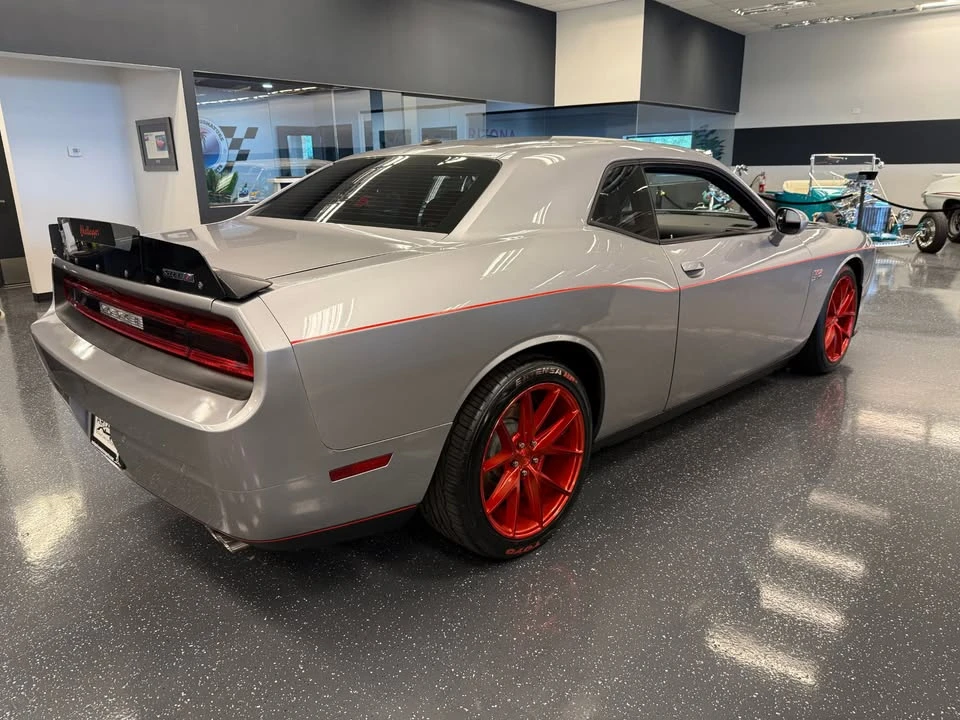 2014 Dodge Challenger SRT8 & 392 3rd Gen - Image 4 of 15