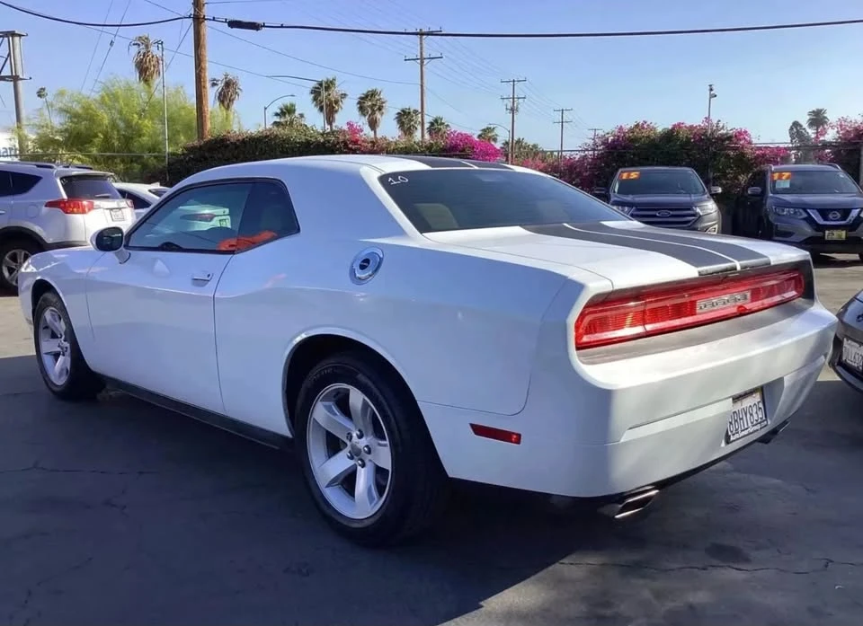 2014 Dodge Challenger 3rd Gen - Image 2 of 10