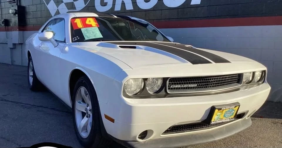 2014 Dodge Challenger 3rd Gen - Image 10 of 10