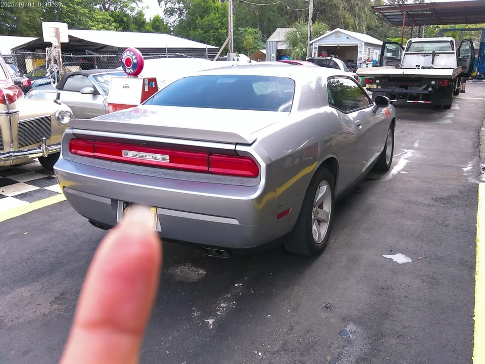 2014 Dodge Challenger 3rd Gen - Image 10 of 15