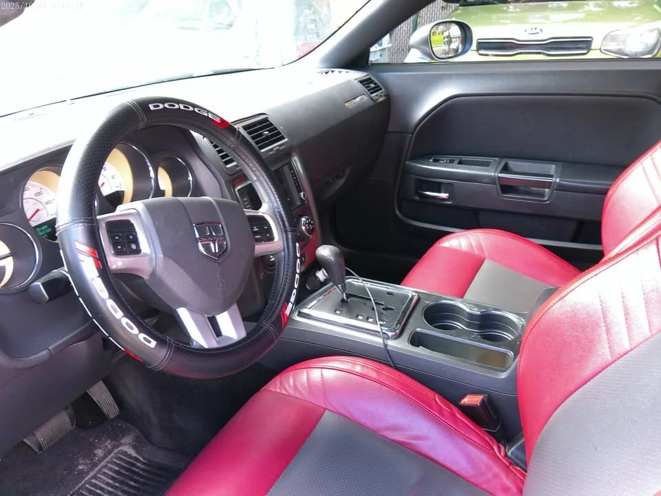 2014 Dodge Challenger 3rd Gen - Image 14 of 15