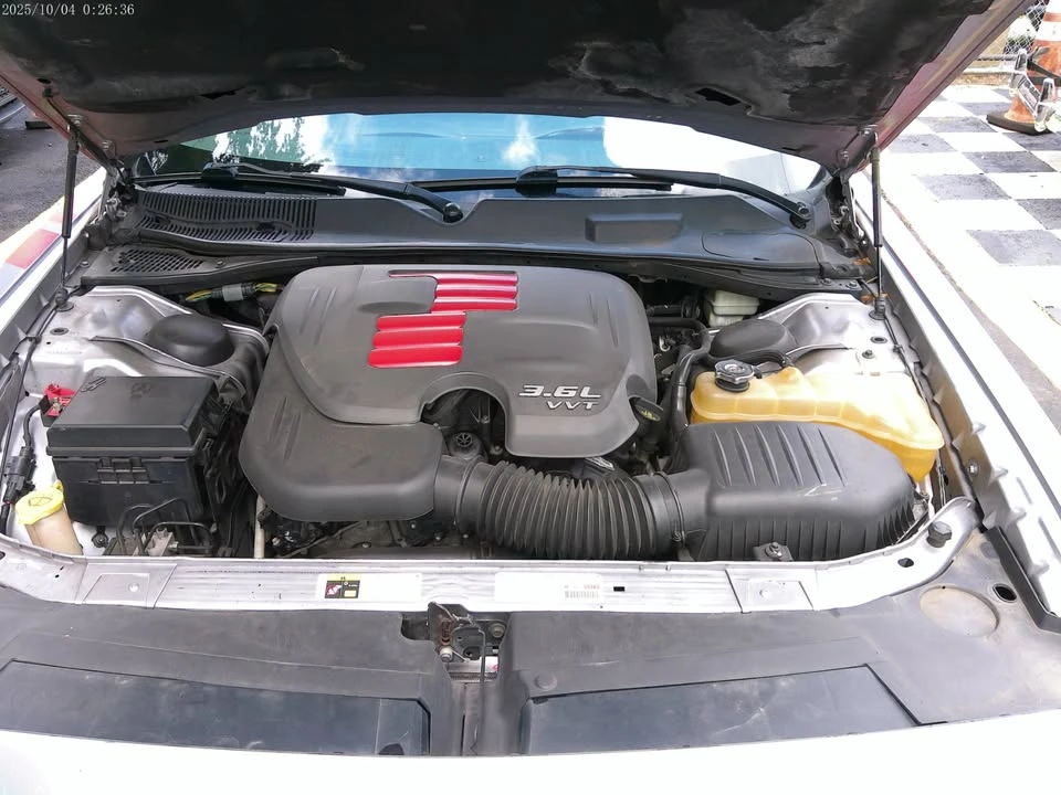2014 Dodge Challenger 3rd Gen - Image 15 of 15