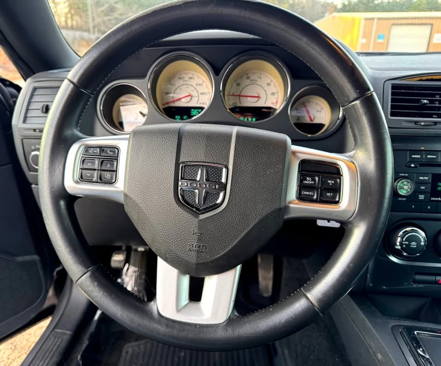 2014 Dodge Challenger 3rd Gen - Image 11 of 19