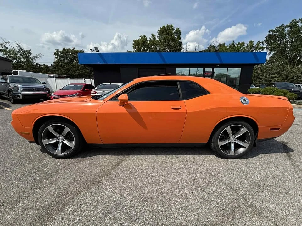 2014 Dodge Challenger 3rd Gen - Image 8 of 12