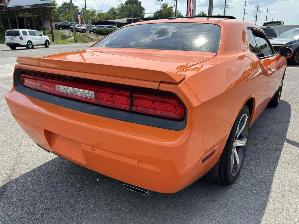 2014 Dodge Challenger 3rd Gen - Image 5 of 12