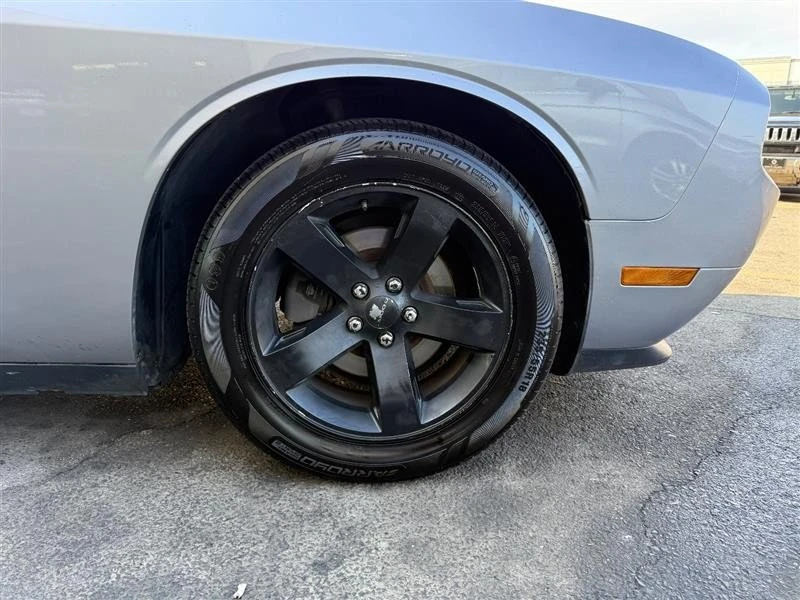 2014 Dodge Challenger 3rd Gen - Image 12 of 20