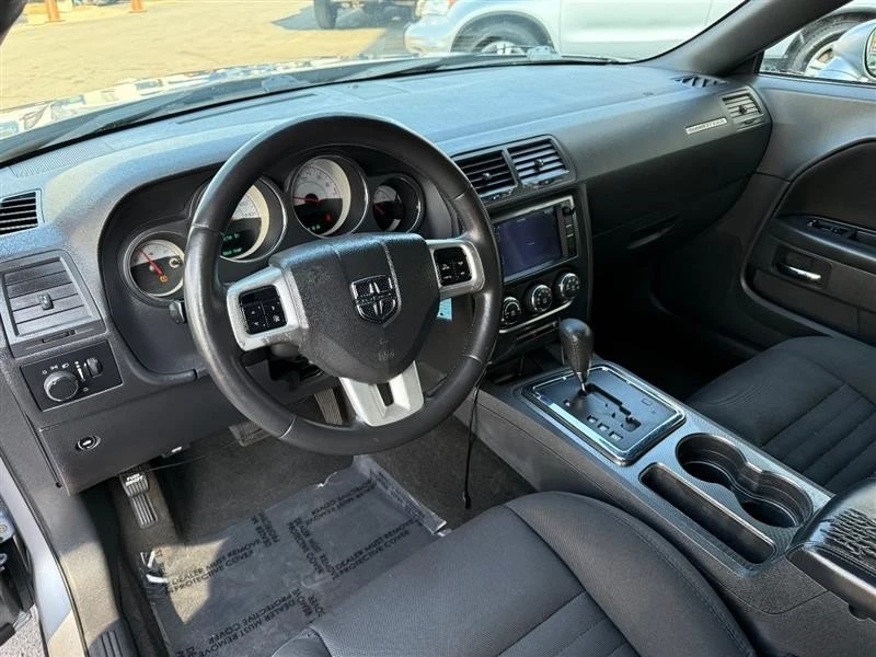 2014 Dodge Challenger 3rd Gen - Image 13 of 20