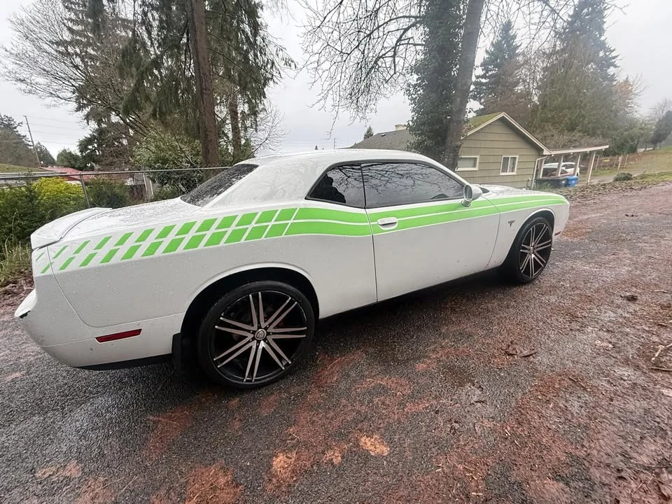 2014 Dodge Challenger 3rd Gen - Image 9 of 15
